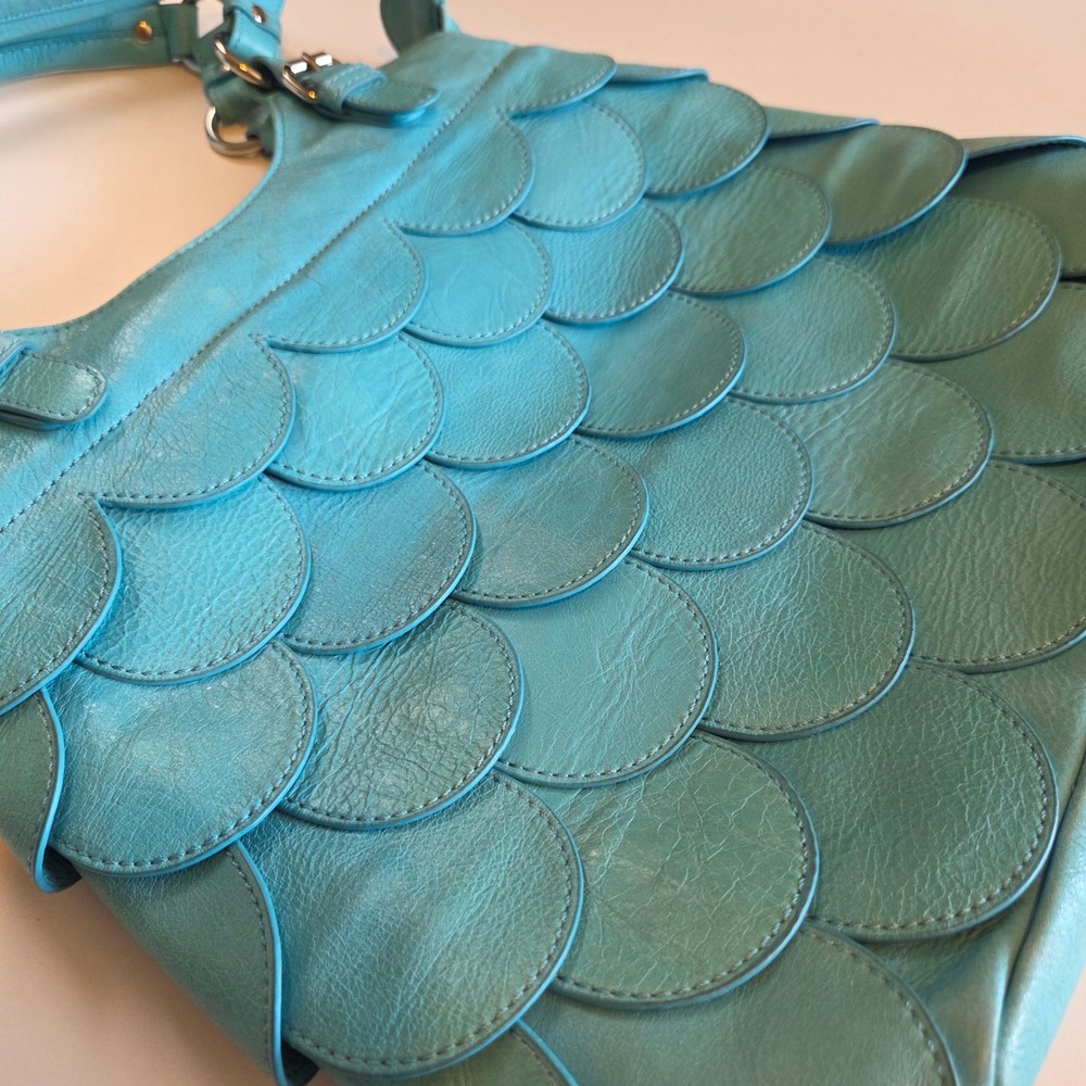 Cynthia Rowley Teal Blue Leather Scalloped Mermaid Scale Hobo Shoulder Bag - Picture 2 of 8